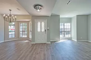 1523 Marseille Pl, Dallas, TX 75204 - Photo 12