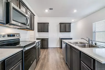 3025 Frazier Street, Mesquite, TX 75126 - Photo 10