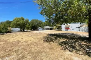 312 Alexander Ln, Bridgeport, TX 76426 - Photo 10