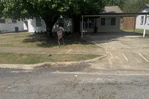 813 Rancho Dr, Mesquite, TX 75149 - Photo 1