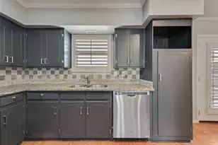 5811 E University Blvd, Dallas, TX 75206 - Photo 8