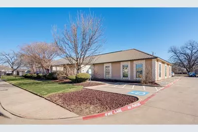 905 Heather Drive #100, Euless, TX 76040 - Photo 4