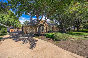 6913 Brookvale Rd, Fort Worth, TX 76132 - Photo 4