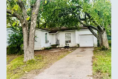 1409 Lynn Street, Bonham, TX 75418 - Photo 1