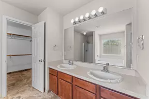 5891 Candlelight Ln, Grand Prairie, TX 75052 - Photo 14