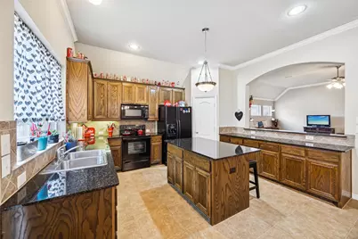 8760 Regal Royale Drive, Fort Worth, TX 76108 - Photo 4