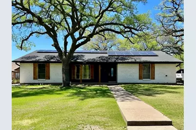 2423 Jewell Drive, Arlington, TX 76016 - Photo 1