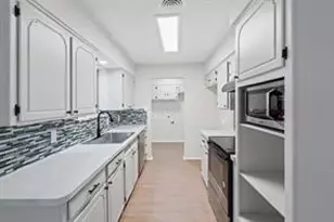 2423 Jewell Dr, Arlington, TX 76016 - Photo 6