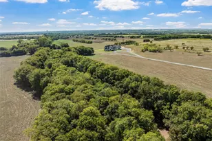 477 Wolf Creek Rd, Lorena, TX 76655 - Photo 2