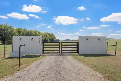 477 Wolf Creek Road, Lorena, TX 76655 - Photo 4