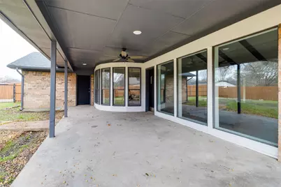 909 Highland Drive, Cleburne, TX 76033 - Photo 22