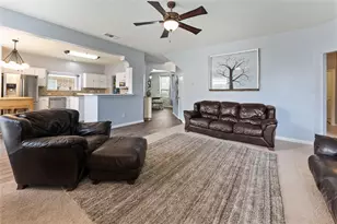 106 Foxwood Ln, Red Oak, TX 75154 - Photo 8