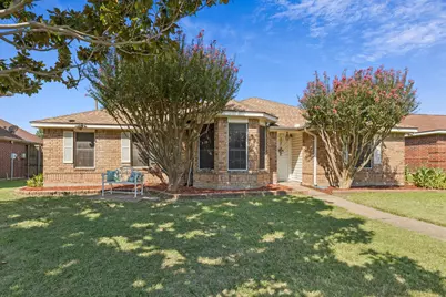 4215 Juniper Lane, Carrollton, TX 75010 - Photo 2