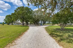 5321 N Hwy 101 Hwy, Sunset, TX 76270 - Photo 1