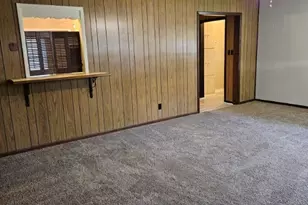 1402 Glendale St, Greenville, TX 75401 - Photo 8