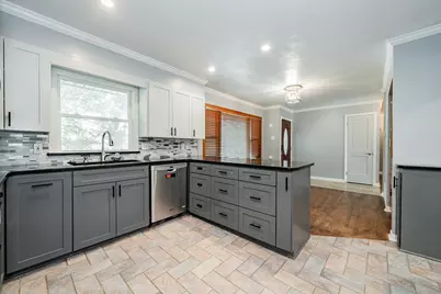 908 Saturn Springs Drive, Garland, TX 75041 - Photo 6