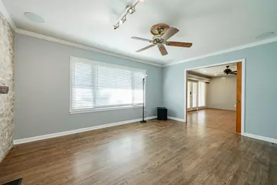 908 Saturn Springs Drive, Garland, TX 75041 - Photo 16