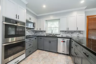 908 Saturn Springs Drive, Garland, TX 75041 - Photo 8