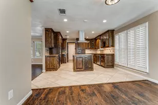 8725 Hidden Hill Dr, Fort Worth, TX 76179 - Photo 10