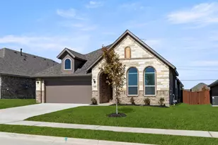 139 Whistling Duck, Balch Springs, TX 75181 - Photo 2