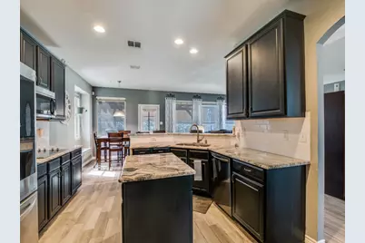 4110 Norwich Drive, Garland, TX 75043 - Photo 10