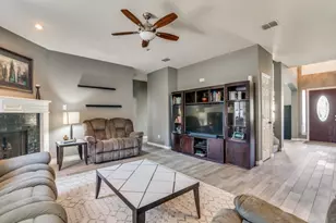 4110 Norwich Dr, Garland, TX 75043 - Photo 4