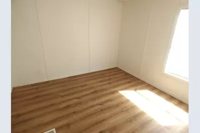 105 E 9th Street, Cisco, TX 76437 - Photo 28