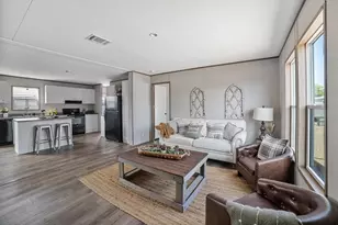 105 Beaver Creek Dr, Azle, TX 76020 - Photo 4