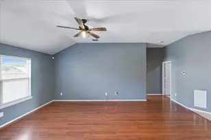 10356 Bradshaw Dr, Fort Worth, TX 76108 - Photo 8