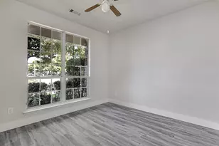 905 Hunter Ln, Burleson, TX 76028 - Photo 10