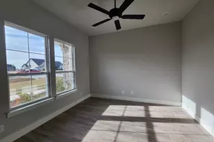 2512 Pyrite St, Krum, TX 76249 - Photo 4