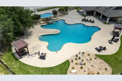 8305 Fullerton Drive, Cleburne, TX 76033 - Photo 16