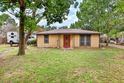 2730 Maverick Lane, Aubrey, TX 76227 - Photo 2