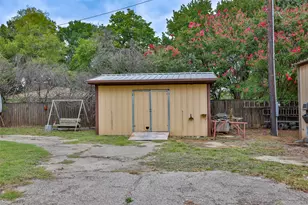 2730 Maverick Ln, Aubrey, TX 76227 - Photo 20