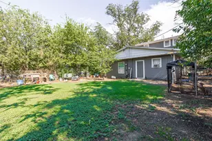 1909 Coggin Ave, Brownwood, TX 76801 - Photo 32