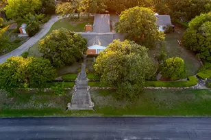 1604 N Haven Dr, Corinth, TX 76210 - Photo 2