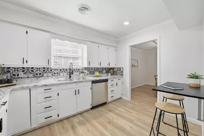 214 Bluebonnet Trail, Keene, TX 76059 - Photo 8