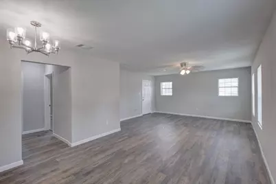 1260 E Mulkey Street, Fort Worth, TX 76104 - Photo 4