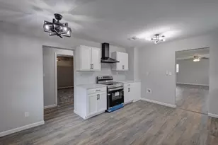 1260 E Mulkey St, Fort Worth, TX 76104 - Photo 6