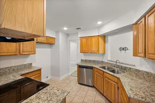 7508 Jamie Renee Ln, North Richland Hills, TX 76182 - Photo 4