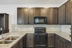 5649 Willamette Dr, Fort Worth, TX 76119 - Photo 12