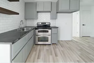 611 SE 2nd Avenue, Mineral Wells, TX 76067 - Photo 10