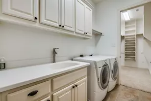 675 Brookstone Dr, Irving, TX 75039 - Photo 14