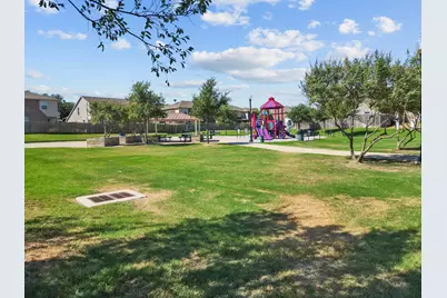 821 E College Avenue, Princeton, TX 75407 - Photo 22