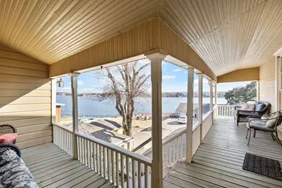 123 W Doyle Street, Granbury, TX 76048 - Photo 20