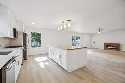 12226 Hoblitzelle Drive, Dallas, TX 75243 - Photo 10