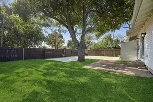 12226 Hoblitzelle Dr, Dallas, TX 75243 - Photo 22