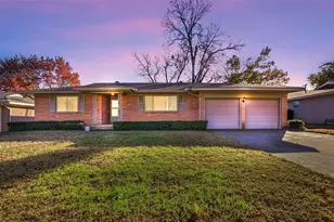 1512 White Way Dr, Arlington, TX 76013 - Photo 1