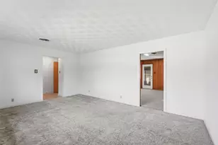 1512 White Way Dr, Arlington, TX 76013 - Photo 8