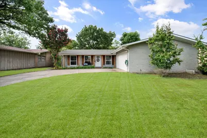 3234 High Lark Drive, Dallas, TX 75234 - Photo 2